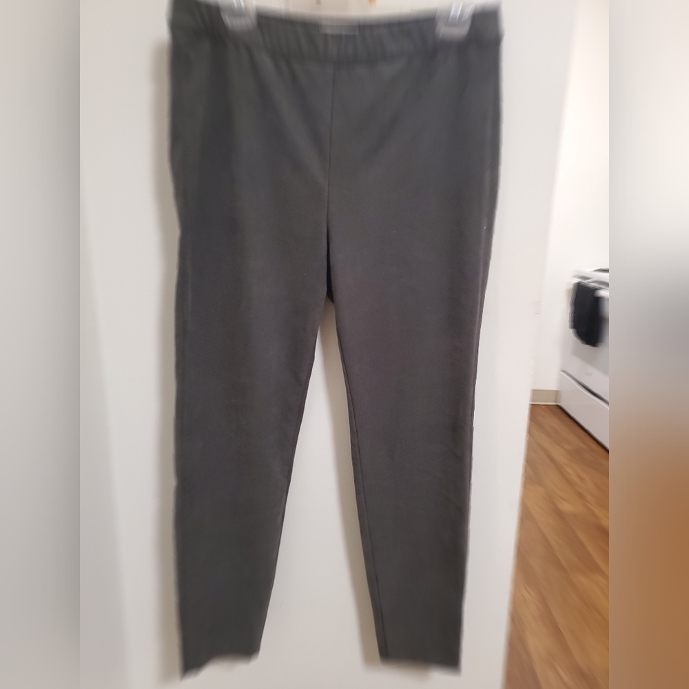 SZ 10 Talbots gray Pants, elastic waist.